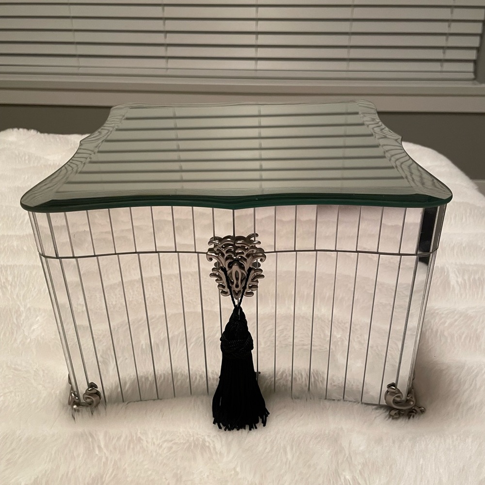 glass jewelry box